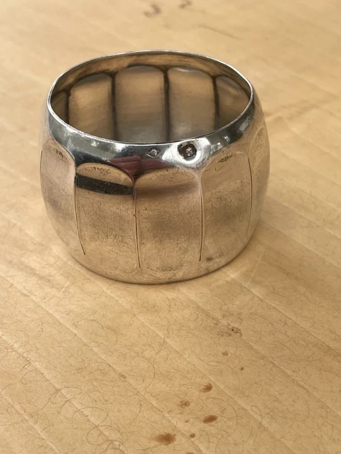 3 ronds de serviettes en argent minerve