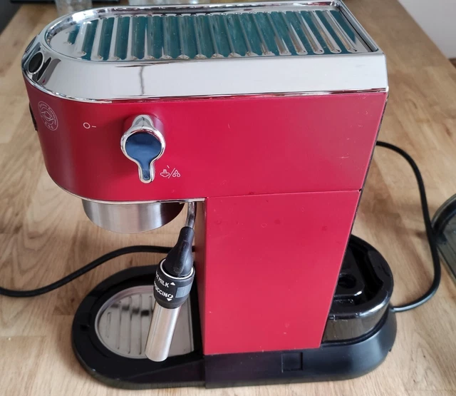 DeLonghi Espresso-maschine DEDICA Style EC 685.rot 2