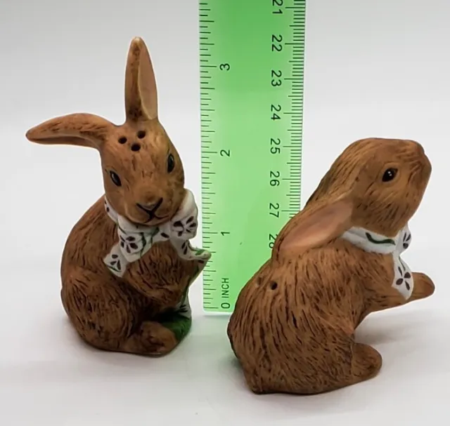 Vintage Brown Easter Bunny Rabbits Salt/Pepper Shakers