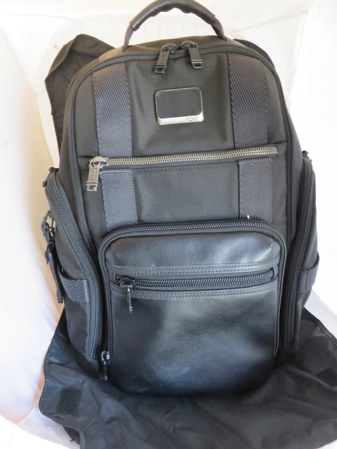TUMI Alpha Bravo Shepard Deluxe Brief Pack Black Mdl. 232389D Excellent Cond.!
