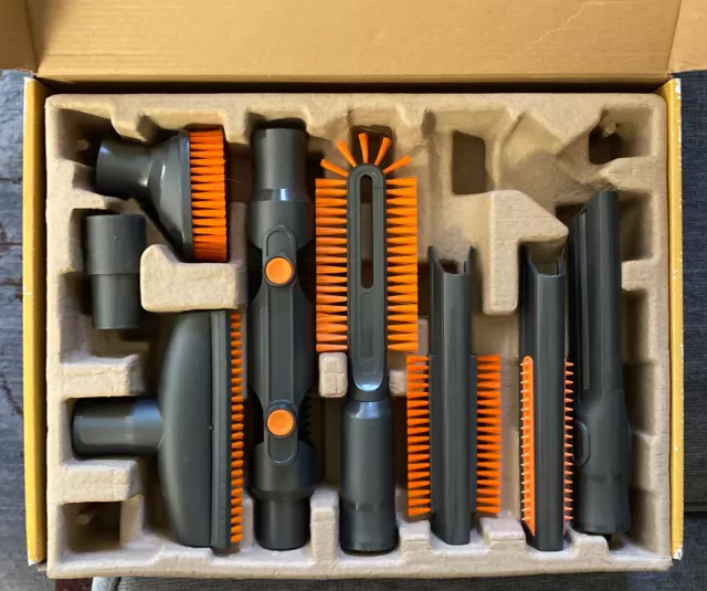 VonHaus 8-Piece Universal Vacuum Attachment Accessory Brush Kit Set