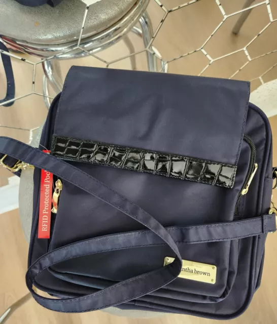 SAMANTHA BROWN ~ Lightweight Crossbody Bag Croco Trim with RFID ~ NAVY ~ NWT