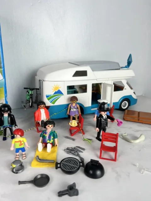 70088 - Playmobil Family Fun - Famille et camping-car Playmobil