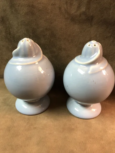 Vintage 1940’s Taylor Smith Taylor Lu Ray Pastels Blue Shakers