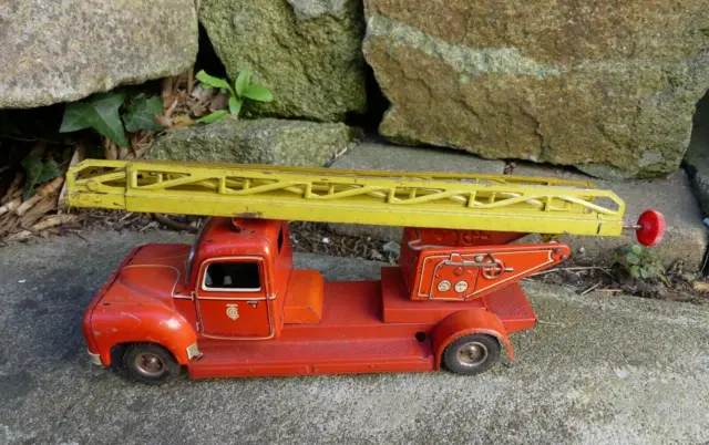 Ancien Camion de pompier télécommandé - Golden bright Manufacturer Ltd