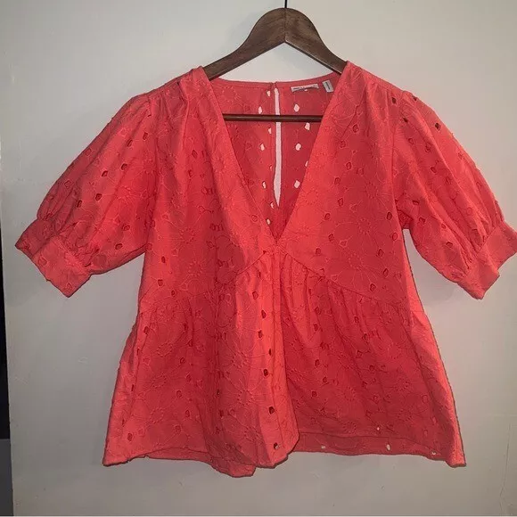 ASOS DESIGN Women’s Coral Pink Embroidered Eyelet V-Neck Blouse Size 2