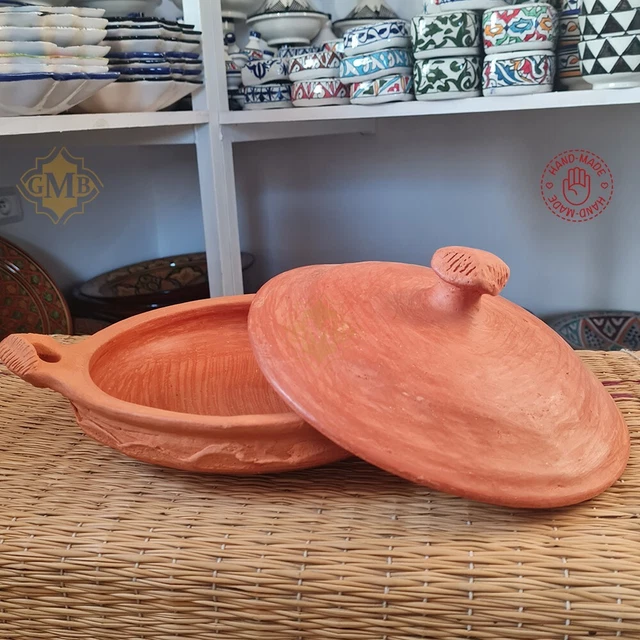 Tagine de cocina con tapa de Oued Laou norte de Marruecos hecha a mano