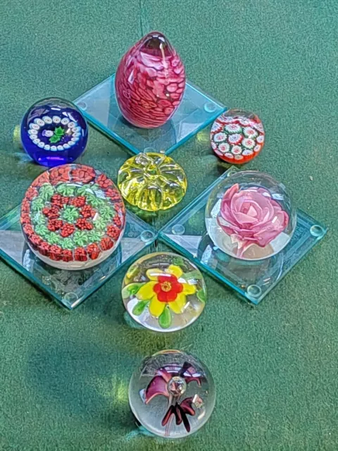 VTG 8no GLASS PAPERWEIGHTS MIXED SIZES AND COLOURS