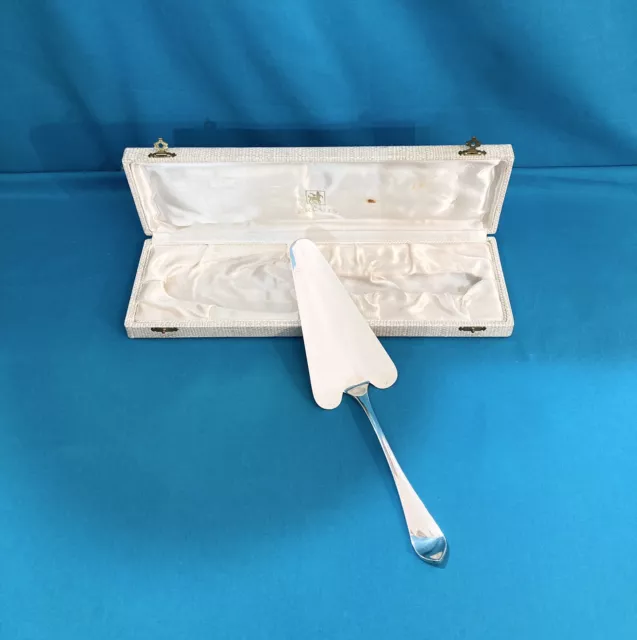Pelle à tarte ERCUIS modèle CITEAUX métal argenté couvert service table 27,5cm