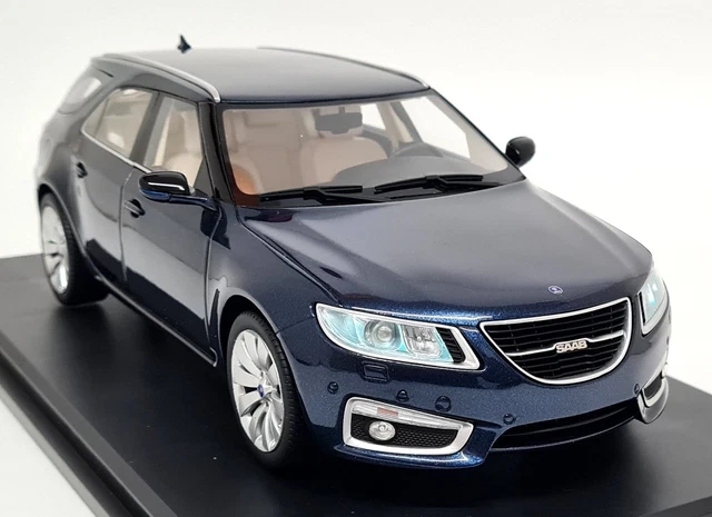 DNA Collectibles 1:18 Saab 900 Turbo T16 Airflow Année De Construction 1988 Gris Metallique Dna000113