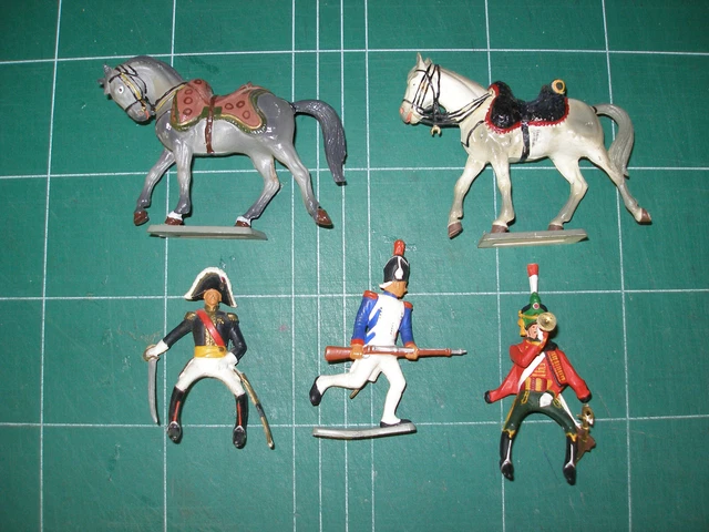 Lot De Figurines Starlux Incomplet - État Abîmé, Voir Photos Pour Détails
