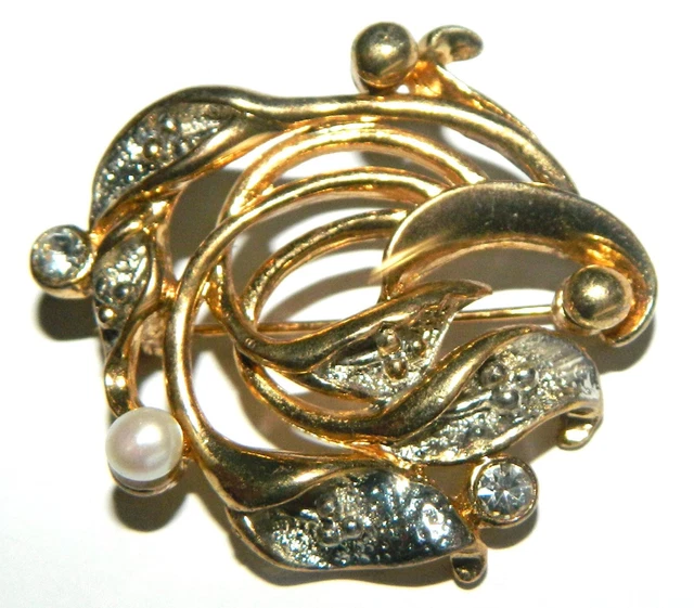 Superbe Broche Vintage MOVITEX - Motif Roses En Métal Doré Sur Bois - Occasion