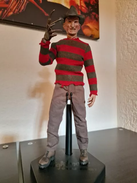 Sideshow Freddy Krueger 1/6 Scale Figur