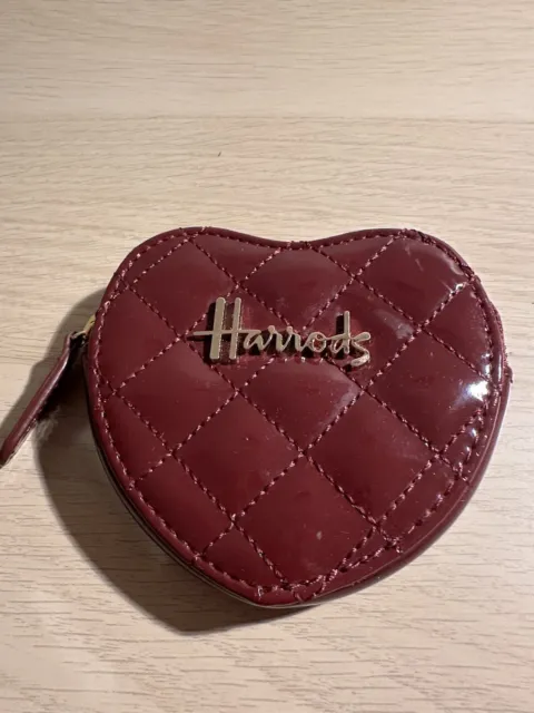 Vintage 60s/70s Harrods Black Patent Leather Bag with 'Belt Buckle' Cl –  Brand Spanking Vintage