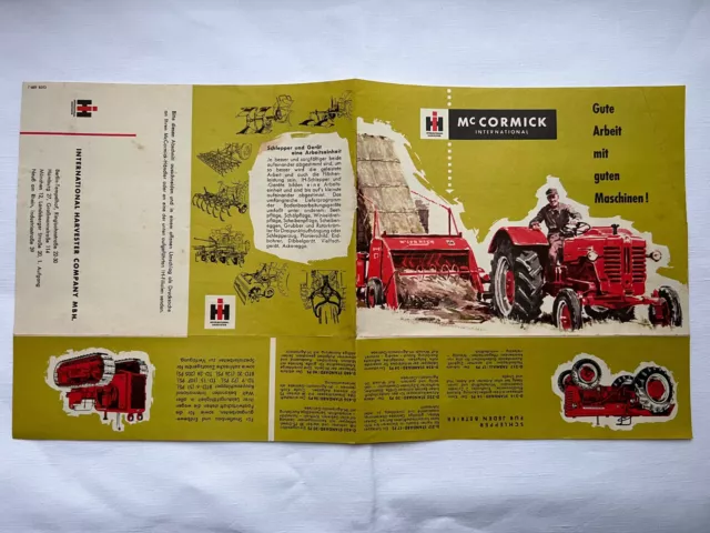 Prospekt / Faltblatt von McCormick / Farmall / IHC Schleppern und Landmaschinen