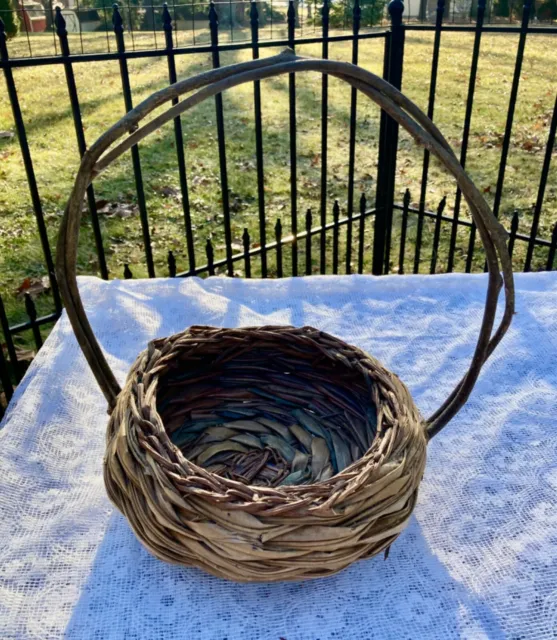Vintage Primitive Handmade Natural Brown Twig Handle Reed Easter Basket 15”x16”