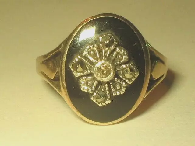 Gold On Sterling Silver Vintage Black Onyx Diamond Marcasite Ring 4.4G Sz 9.25