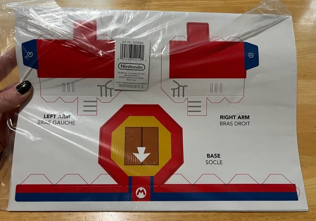 Paper Mario Building SUPER MARIO BROS - Buildable Mario - Papercraft - Nintendo Promo 2015 £ ...