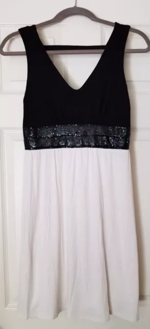 NWT New Ella Moss Dress Size Small