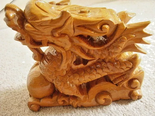 Hand Carved WOODEN Foo Dog / Lion Figure, Nice Detail, beautiful Wood 3