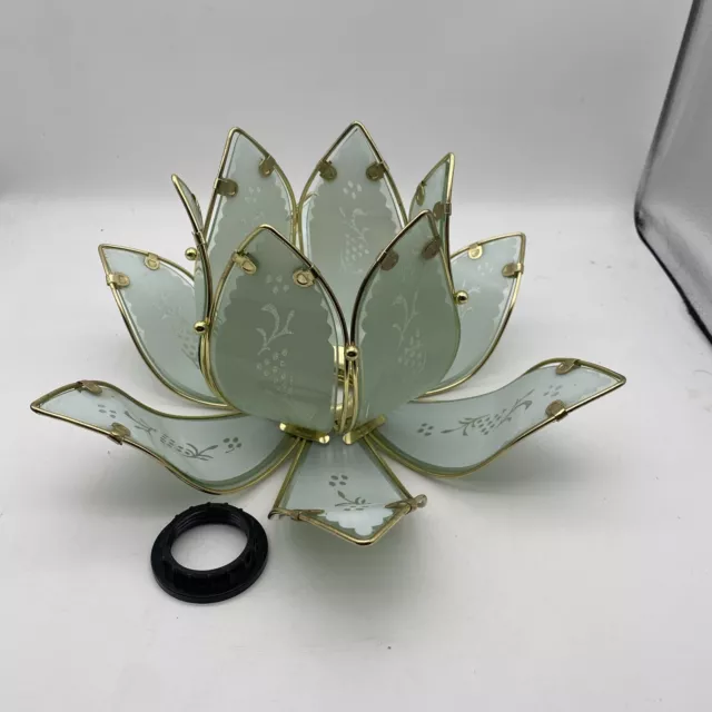 Vintage 1970S Green Etched Glass Lotus Lamp, Light Shades, Hollywood Regency