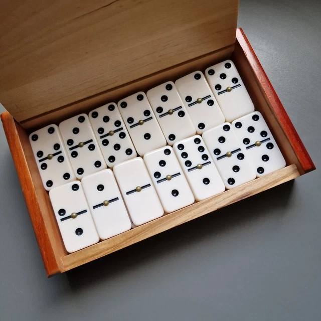 Jeu De Dominos En Bois Artisanaux – Boîte 28 Pièces, Taille 20,3 X 3,8 X 7,6 Cm, Idéal Voyage Ou Décoration