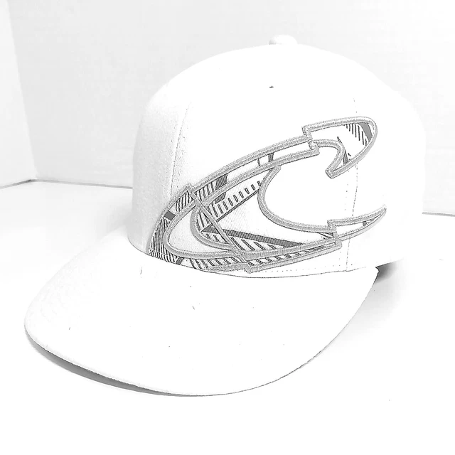 O'Neill Flexfit Surfer Hat Size L / XL Premium Fitted Cap Embroidered Logo