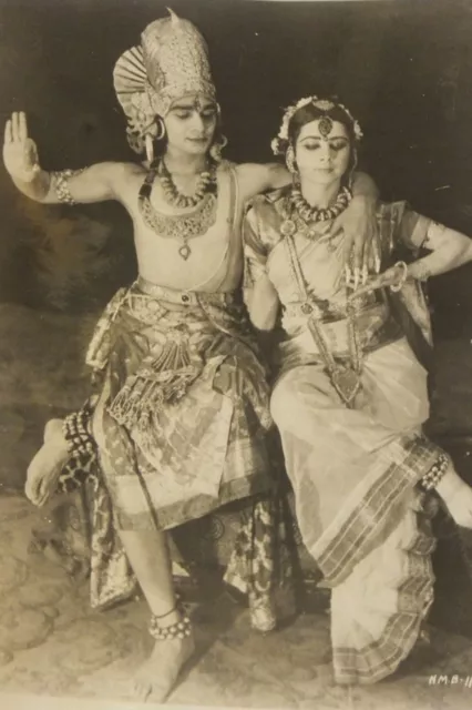 UDAY SHANKAR, danseur indien, 2 photographies et un programme salle Pleyel, 1936 3