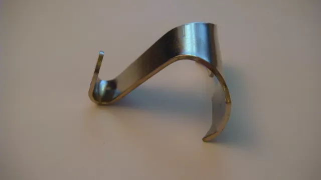 Art Display Systems Arti Molding Picture Frame Hook Satin Nickel Large 1 5/8"