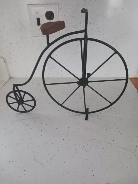 Metal Wire Rod Iron Sculpture High Wheel Bicycle "Penny Farthing" Wood seat