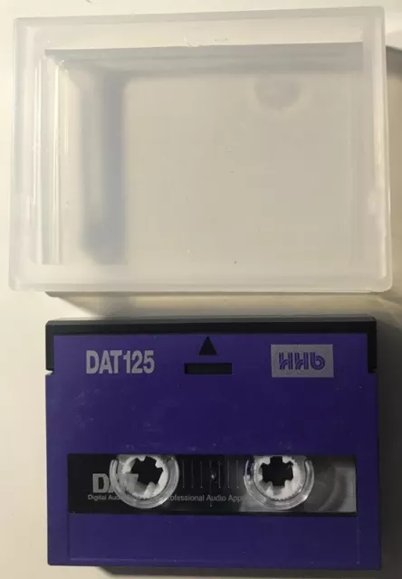 Pack of 5 DAT Cassettes HHb 125. Second hand, erased. Perfect condition
