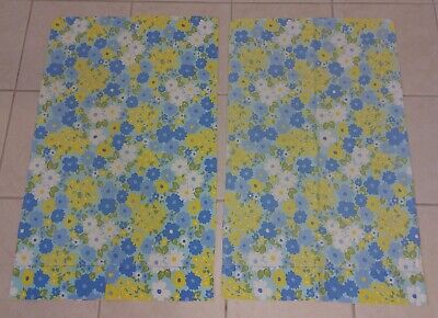 Pair Vtg Wabasso Eaton's Flower Power Chantelle Standard Pillowcases Blue/Yellow