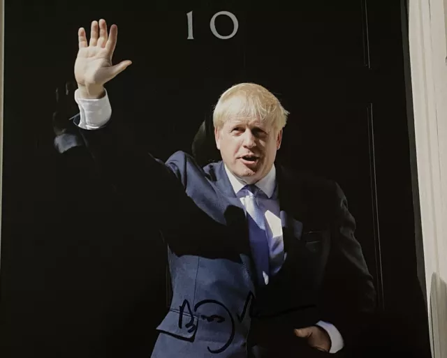 BORIS JOHNSON HAND SIGNED 8x10 PHOTO UK PRIME MINISTER - AUTOGRAPHED
