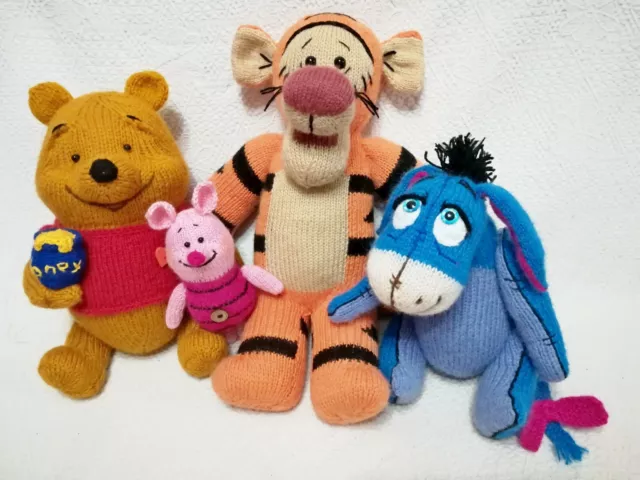 Patrones de tejido de juguete - tejido Winnie the Pooh, lechón, burro Eeyore, tigre hágalo usted mismo