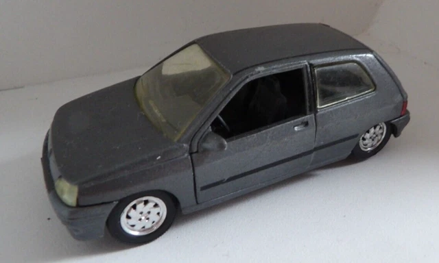 RENAULT CLIO FRANCE TELECOM 1/43ème
