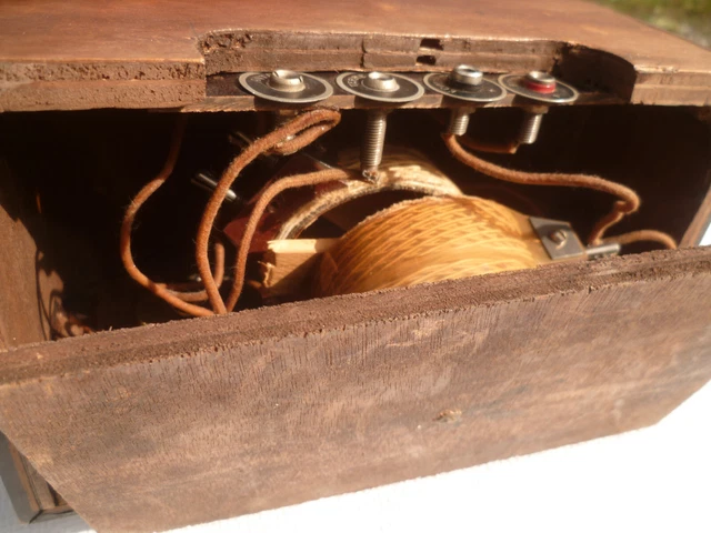 Mikado - Poste à Galène Tube radio