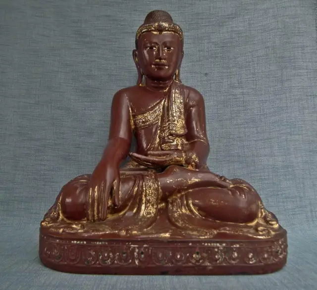 Large Antique Burmese Lacquered Gilded Wood Buddha Burma 19th Century Mandalay