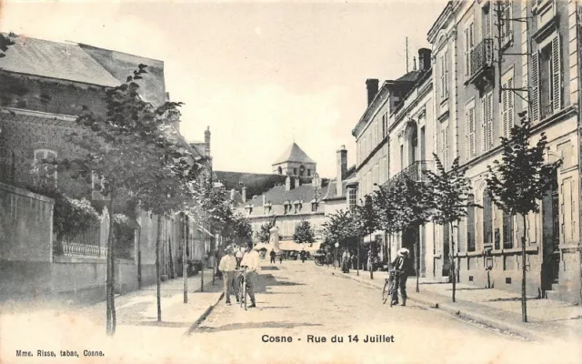 COSNE - rue du 14 juillet