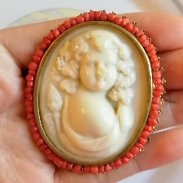 GRAND broche CAMÉE angelot Bacchus corail ANCIEN / COLLECTION bijou 