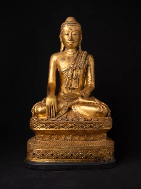 Antique Burmese Mandalay Buddha statue from Burma, Early 19th century