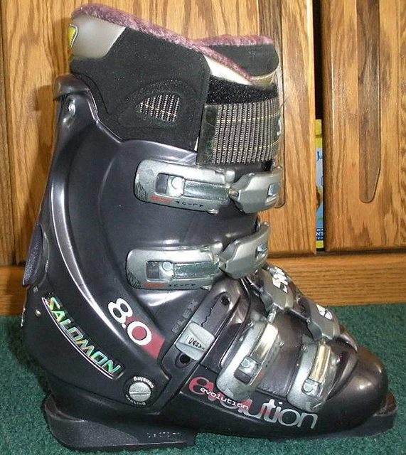 88 SALOMON Evolution 8.0 Downhill Ski Boots Womens 7 Mondo 23.5