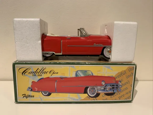 Fifties - Cadillac  TYPE 1950 - rot - OVP -