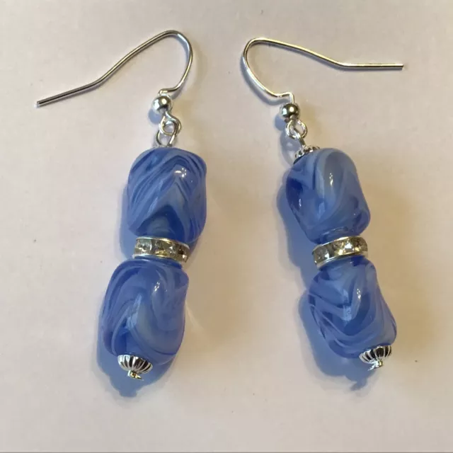 New Vintage Light  Blue Swirl Lamp Work Glass Bead Pierced Dangling Earrings W2