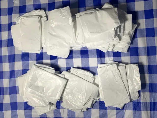 40 Pieces Disposable White Plastic Aprons, Waterproof , Crafts, Cooking,serving