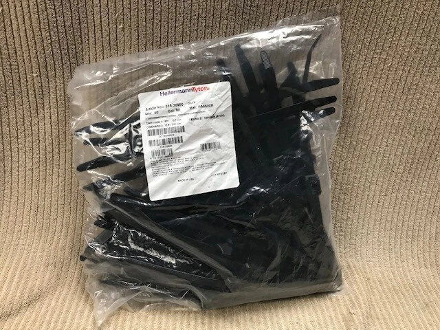 Hellermantyton Heavy-Duty Loop Ties 115-30900 50 Pack New In Opened Package