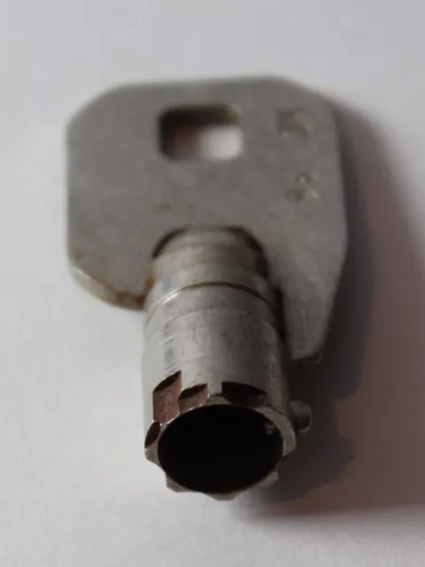 Clé de distribution tubulaire Chicago Lock Co vintage KC1196 KC 1196 2