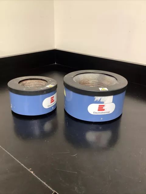 Lot Of 2 Electrothermal Heat Mantles UM0250BX1 And UM0500BX1