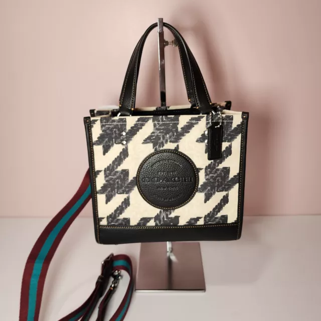 COACH CJ623 Dempsey Tote 22 Canvas & Leather Houndstooth Print Patch Cream/Black