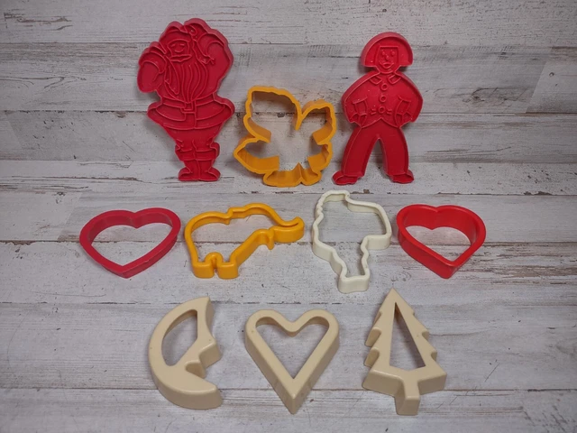 Lot of 10 Vintage Plastic Cookie Cutters Santa Elephant Maple Leaf Moon Heart