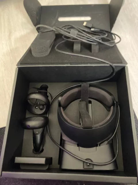 Casque Oculus rift S VR Réalité Virtuelle En Bon État Avec Manettes